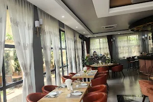 YSM Café And Restaurant image
