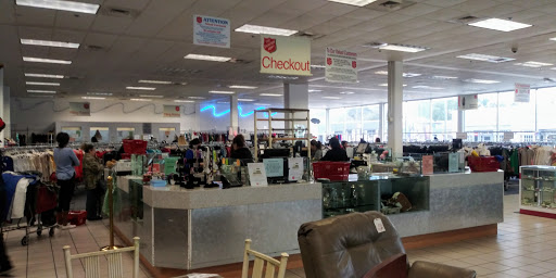 Thrift Store «The Salvation Army Family Store & Donation Center», reviews and photos, 2208 Washington Ave, Houston, TX 77007, USA