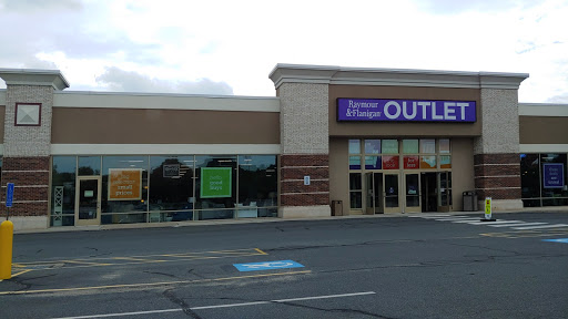 Furniture Store «Raymour & Flanigan Furniture and Mattress Store», reviews and photos, 50 Hale Rd, Manchester, CT 06040, USA