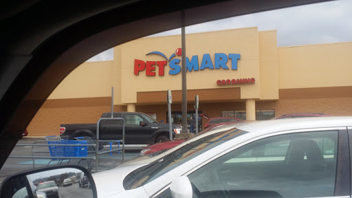 Pet Supply Store «PetSmart», reviews and photos, 2130 Gunbarrel Rd, Chattanooga, TN 37421, USA