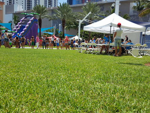 Park «Heritage Park», reviews and photos, 19200 Collins Ave, Sunny Isles Beach, FL 33160, USA