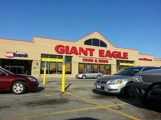 Giant Eagle Supermarket, 1201 Mentor Ave, Painesville, OH 44077, USA, 