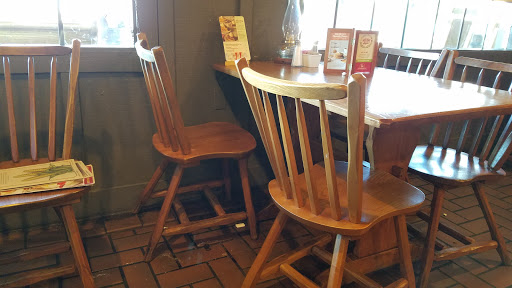 American Restaurant «Cracker Barrel Old Country Store», reviews and photos, 325 Fort Loudoun Medical Center Dr, Lenoir City, TN 37772, USA