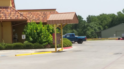 Grocery Store «La Esquinita & Grocery», reviews and photos, 14624 Shepherd Rd, Atascosa, TX 78002, USA