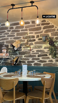 Atmosphère du Restaurant La Cantine à Honfleur - n°2