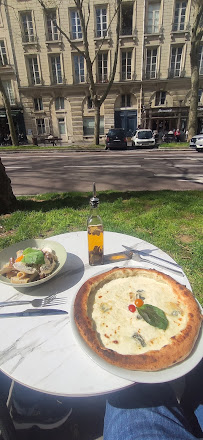 Pizza du Restaurant italien La Cantina à Paris - n°6