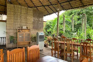 NANA FiELD cafe and cabin image