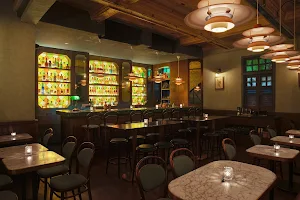 Gibson Bar image