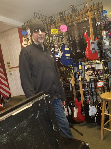 Pet Supply Store «Mini Pet Mart», reviews and photos, 1450 NE Hwy 101, Lincoln City, OR 97367, USA