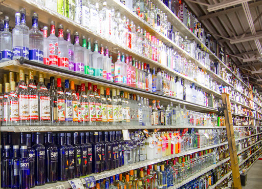 Liquor Store «Wine Palace», reviews and photos, 13971 Middlebelt Rd, Livonia, MI 48154, USA