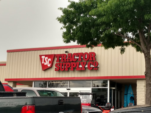 Home Improvement Store «Tractor Supply Co.», reviews and photos, 2091 E Main St, Spartanburg, SC 29307, USA