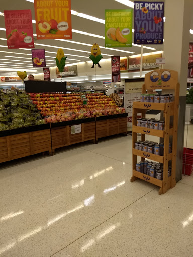 Supermarket «Hy-Vee», reviews and photos, 207 NE Englewood Rd, Kansas City, MO 64118, USA
