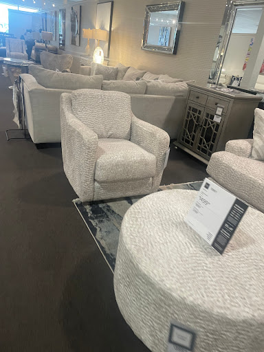Furniture Store «Value City Furniture», reviews and photos, 5701 Mercury Dr, Dearborn, MI 48126, USA
