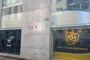 Radio 105 image