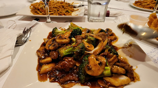 Chinese Restaurant «Rainbow Garden», reviews and photos, 1402 S Neil St, Champaign, IL 61820, USA