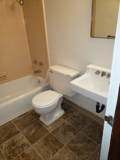 Property Management Company «C & R Real Estate», reviews and photos, 9400 SW Barnes Rd #400, Portland, OR 97225, USA