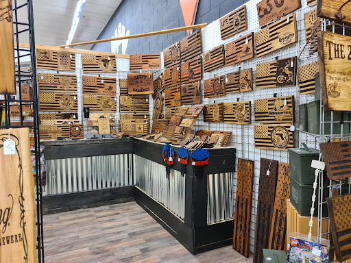 Flea Market «Traderbakers Flea Market», reviews and photos, 2080 Burton Ln, Martinsville, IN 46151, USA