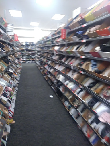 Department Store «Nordstrom Rack Lakewood Center», reviews and photos, 4651 Silva St, Lakewood, CA 90712, USA