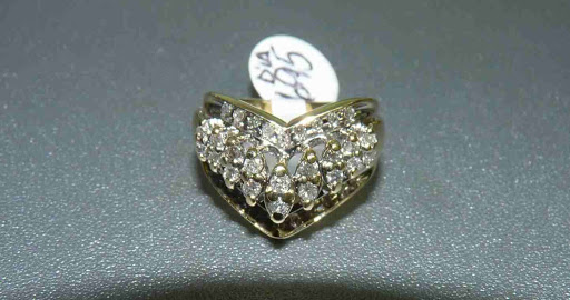 Pawn Shop «Gold Star Jewelry & Coin Co.», reviews and photos, 7048 N Clark St, Chicago, IL 60626, USA