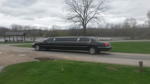 Pet Groomer «Fairview Pet Center», reviews and photos, 1451 S M 52, Owosso, MI 48867, USA