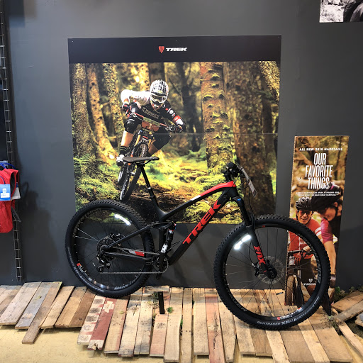 Bicycle Store «Jax Bicycle Center», reviews and photos, 2520 E Chapman Ave, Fullerton, CA 92831, USA