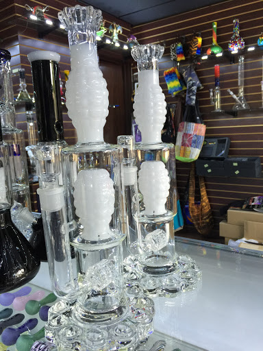 Tobacco Shop «Nirvana smoke shop», reviews and photos, 215 N Carroll Blvd, Denton, TX 76201, USA