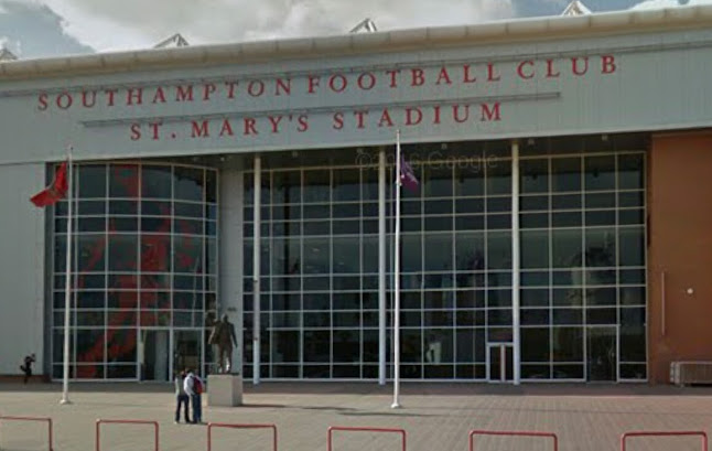 Comments and reviews of Southampton FC Stadium Store
