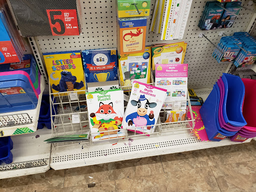 Dollar Store «Dollar Tree», reviews and photos, 10830 Warren Ave, Dearborn, MI 48126, USA