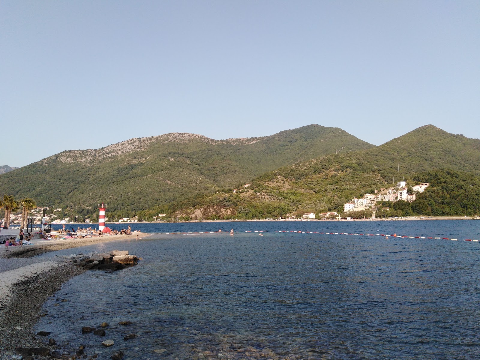 Foto von Adriatica beach und die siedlung