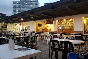 Papa Doms Bar and Restaurant - Tagaytay image