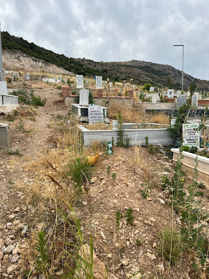 Akhisar Yeni Şehir Mezarlığı