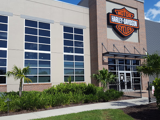 Motorcycle Dealer «Six Bends Harley-Davidson», reviews and photos, 9501 Thunder Rd, Fort Myers, FL 33913, USA