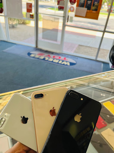 Cell Phone Store «Wireless Toyz», reviews and photos, 1960 W Baseline Rd #105, Mesa, AZ 85202, USA