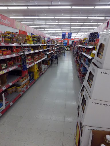 Grocery Store «Save-A-Lot», reviews and photos, 332 W Ardice Ave, Eustis, FL 32726, USA