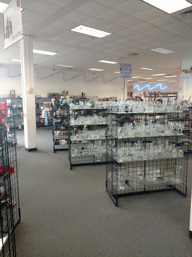Thrift Store «The Salvation Army Family Store & Donation Center», reviews and photos, 2208 Washington Ave, Houston, TX 77007, USA