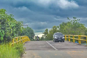 Jembatan Kayu Samberah 1 M image