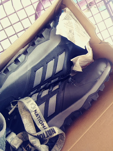 Sporting Goods Store «Big 5 Sporting Goods», reviews and photos, 921 E Southern Ave, Tempe, AZ 85282, USA