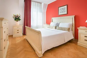 Hotel Suite Home Prague image