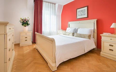 Hotel Suite Home Prague image