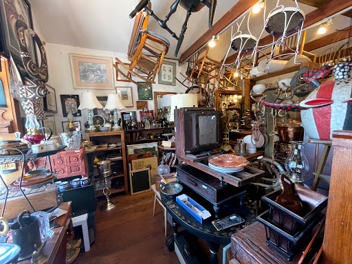 Used Furniture Store «Junk Shop», reviews and photos, 181 Albany Turnpike, Canton, CT 06019, USA