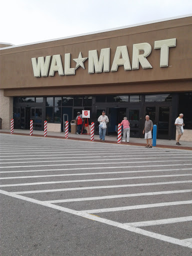 Discount Store «Walmart», reviews and photos, 3451 Tamiami Trail E, Naples, FL 34112, USA