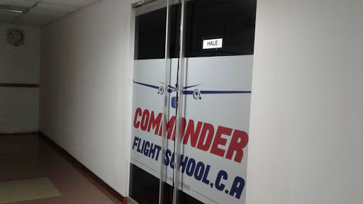 Centro de Instrucción Aeronáutica COMMANDER FLIGHT SCHOOL