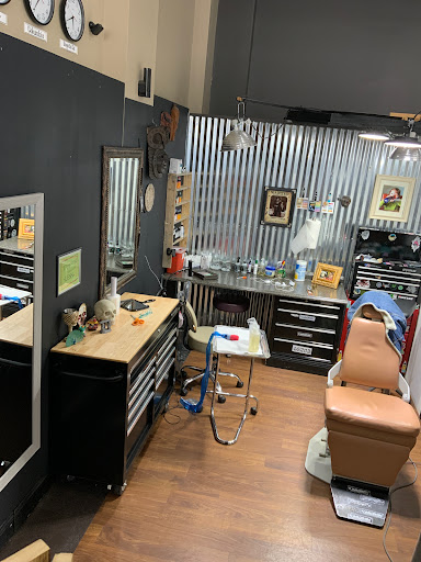 Explore tattoo ideas thigh, creative tattoo ideas in Columbia, available at Newinked Studio