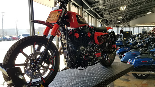 Motorcycle Dealer «Lake Shore Harley-Davidson», reviews and photos, 14000 W Rockland Rd, Libertyville, IL 60048, USA
