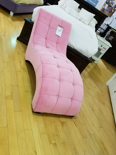 Furniture Store «American Signature Furniture», reviews and photos, 1924 W International Speedway Blvd, Daytona Beach, FL 32114, USA