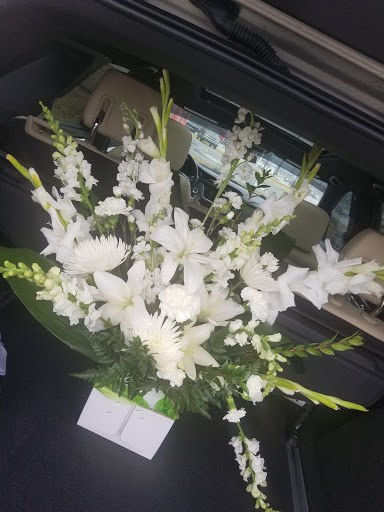 Florist «Mills & Young Florists», reviews and photos, 7122 Dixie Hwy, Louisville, KY 40258, USA