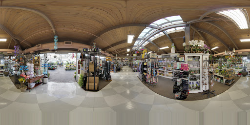 Garden Center «English Gardens», reviews and photos, 44850 Garfield Rd, Charter Twp of Clinton, MI 48038, USA