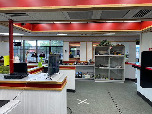 Pawn Shop «All That Glitters Pawn Shop Milwaukie», reviews and photos, 15114 SE McLoughlin Blvd, Milwaukie, OR 97267, USA