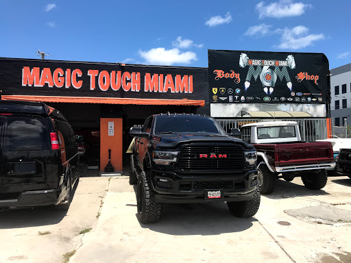 Auto Repair Shop «Magic Touch Auto Body Shop», reviews and photos, 10325 NW 7th Ave, Miami, FL 33150, USA