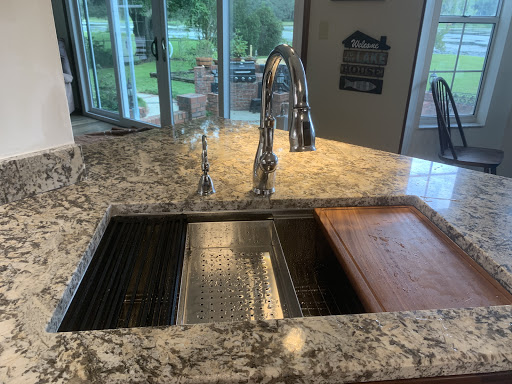 Granite Supplier «Flintstones Kitchen Cabinets & Countertops», reviews and photos, 2370 Capital Cir NE, Tallahassee, FL 32308, USA